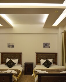 Pyramids Top Inn