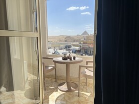 Pyramids Top Inn