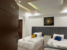 Pyramids Top Inn