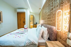 Royal Great Pyramid Inn