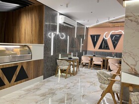 Royal Great Pyramid Inn