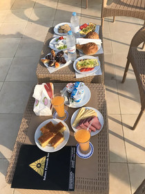 Sahara Pyramids Inn