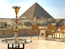 Sahara Pyramids Inn