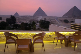 Sahara Pyramids Inn