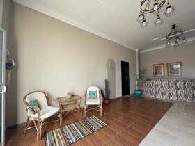 La Casa Guest House