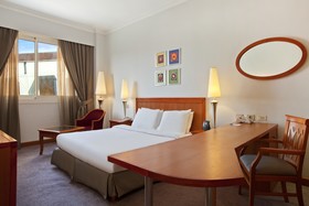 Hilton Alexandria Green Plaza