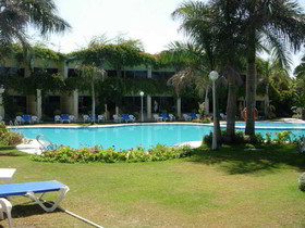 Paradise Inn Beach Resort