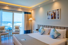 Sunrise Alex Avenue Hotel