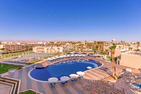 Beach Albatros Resort