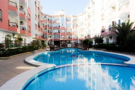 Desert Pearl Apartments