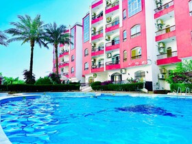 Desert Pearl Apartments