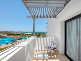 Mövenpick Waterpark Resort & Spa Soma Bay