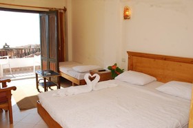 Dyarna Hotel