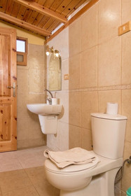 Shams Hotel & Dive Centre