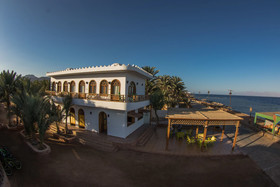 Shams Hotel & Dive Centre