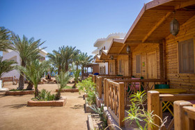 Shams Hotel & Dive Centre