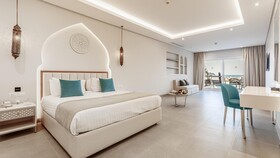 SUNRISE Remal Beach Resort