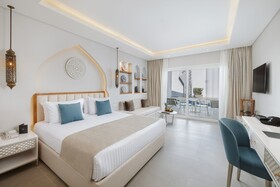 SUNRISE Remal Beach Resort