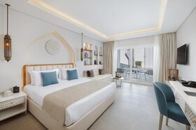 SUNRISE Remal Beach Resort