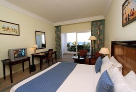 SUNRISE Remal Beach Resort