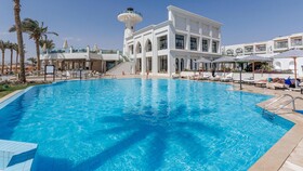 SUNRISE Remal Beach Resort