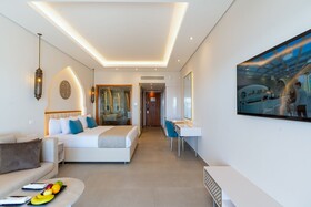 SUNRISE Remal Beach Resort