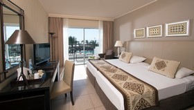 Jaz Fanara Resort & Residence