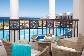 SUNRISE Arabian Beach Resort - Grand Select