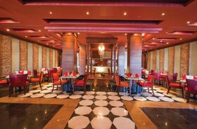 SUNRISE Arabian Beach Resort - Grand Select