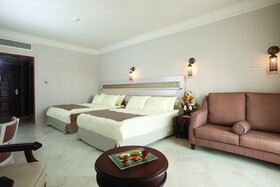 SUNRISE Arabian Beach Resort - Grand Select