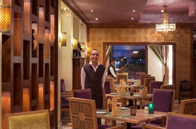 SUNRISE Arabian Beach Resort - Grand Select