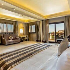 SUNRISE Arabian Beach Resort - Grand Select