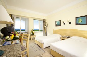 Coral Beach Resort Tiran