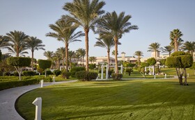 Coral Sea Holiday Resort