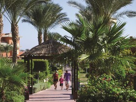 Coral Sea Holiday Resort