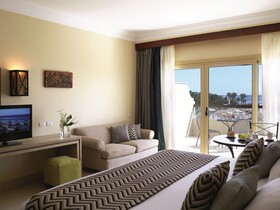 Coral Sea Holiday Resort