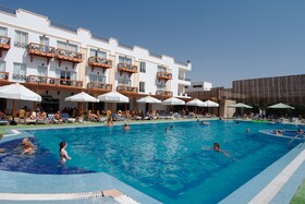 Falcon Naama Star Hotel