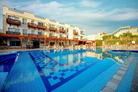 Falcon Naama Star Hotel