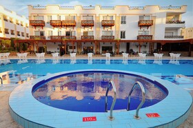 Falcon Naama Star Hotel