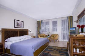 Maritim Jolie Ville Resort & Casino