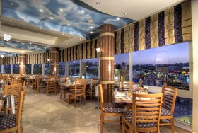 Maritim Jolie Ville Resort & Casino