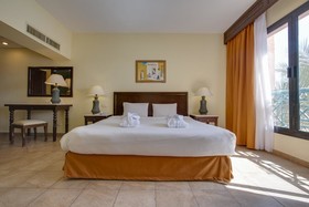 Parrotel Aqua Park Resort