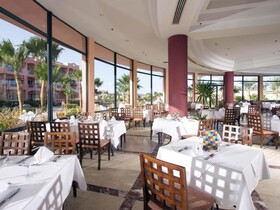 Parrotel Aqua Park Resort