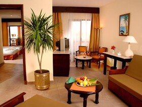 Parrotel Aqua Park Resort