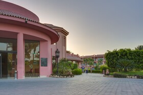 Parrotel Aqua Park Resort