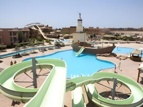 Parrotel Aqua Park Resort