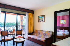 Parrotel Aqua Park Resort