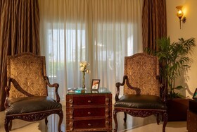 Royal Savoy Hotel & Villas