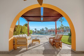 Royal Savoy Hotel & Villas