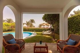 Royal Savoy Hotel & Villas